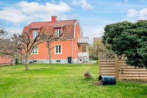 House with barbeque & garden - Image 5