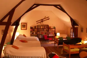 Cottage “Logis Auprès du Château” with Private Garden and Wi-Fi - Image 4