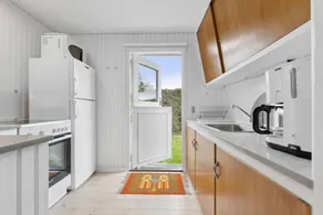 Holiday home near beach forest and charming Hou - Image 4