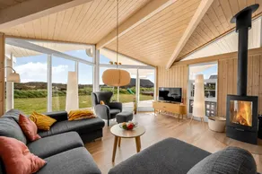 Children-friendly holiday home with jacuzzi, terrace & sauna - Image 5