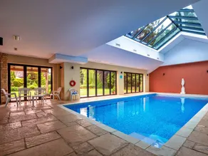 Landhaus mit Pool - Image 2