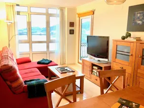Children-friendly wonderful flat with fast internet, private pool & terrace | Water view | Pets are welcome - Image 4
