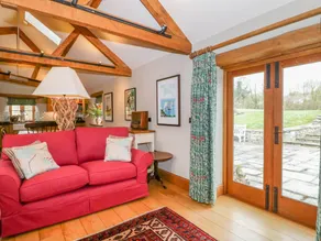 Cottage with garden - Image 5