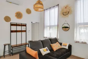 Cottage with barbeque, terrace & garden - Image 2