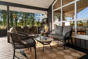 Fully equipped house with terrace, sauna & BBQ - Image 2