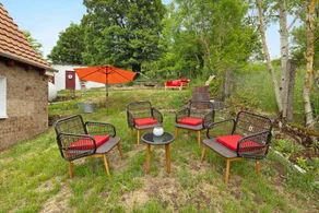 Country House 'Vogelsberger Bett Unser Korkhaus' with Mountain View, Private Terrace and Wi-Fi - Image 4
