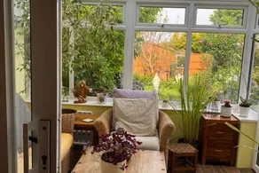 Holiday home with garden - Image 5