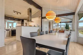 House with jacuzzi, sauna & barbeque - Image 4
