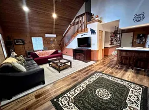 Cozy Forest Cabin Surrounded by Trees near Stone Mountain State Park, North Carolina - Image 2