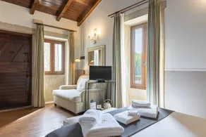 Bed and breakfast with barbeque, fast internet & garden | Garden view | Dogs allowed - Image 5