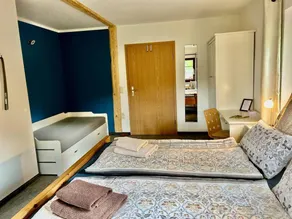 Ferienwohnung mit Pool, Sauna und Garten | Panoramablick - Image 4