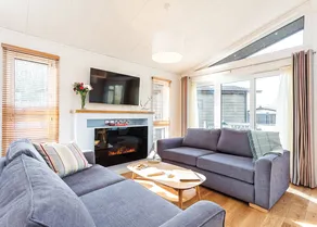 Child-friendly chalet with terrace | Beach nearby - Image 2