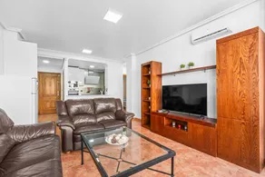 Pleasant aparthotel with terrace - Image 4