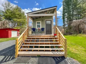 Family-oriented holiday home with BBQ, garden & fast internet | River view | Pets are welcome - Image 3