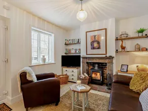 Fully equipped cottage with terrace & garden | Pet-friendly - Image 2