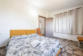 Chambre chez l'habitant avec jardin, terrasse et barbecue | Vue montagne - Image 4