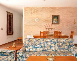 House with terrace & BBQ - Image 2