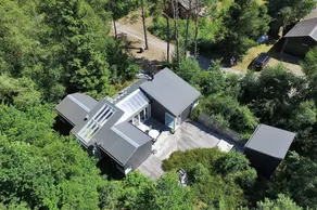 Fully equipped lovely holiday home with hot tub & terrace | Beach nearby - Image 2