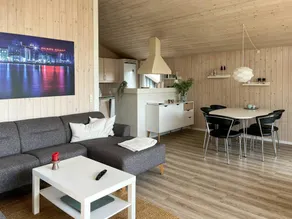 Holiday home by beach and forest near Hals - Image 5