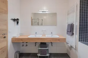 Children-friendly lovely holiday apartment with pool & garden | Good for workation - Image 5