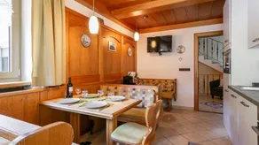 Nice holiday home with 6 bedrooms for 10 persons - Image 4