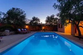 Geräumige Villa mit Terrasse, Pool und Grill | Meerblick | Hunde erlaubt - Image 2