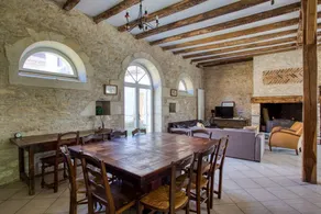 La Petite Cour – Spacious House with Shared Pool in the Heart of Périgord - Image 4