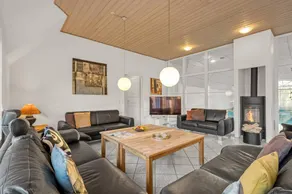 Family-oriented house with BBQ, pool & sauna | Pet-friendly - Image 5