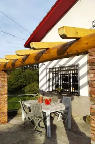 Casa vacacional con terraza, jardín y barbacoa | Vistas a la naturaleza - Image 3