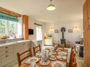 Cottage avec jardin - Image 4