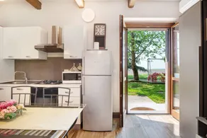 Wonderful holiday apartment with garden | Garden view | Suitable for remote work | Pet-friendly - Image 3