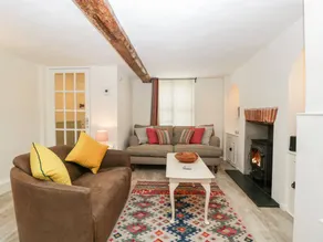 Family-oriented cottage with garden | Dogs allowed - Image 2