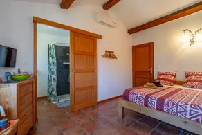 "Bambou" Room with Shared Terrace, Wi-Fi, and Air Conditioning - Image 5