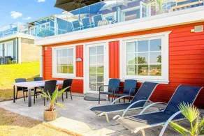 Holiday home with pool, garden & barbecue | Water view - Image 5