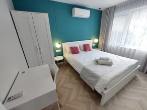 Holiday apartment with pool & garden - Image 2