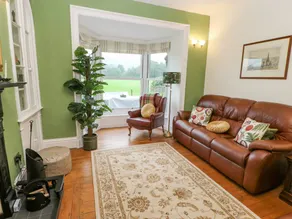Children-friendly cottage with barbeque & garden | Pet-friendly - Image 4