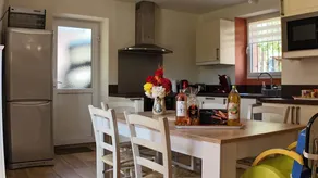 House with terrace & BBQ - Image 2