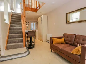 Family-friendly cottage with garden | Pets allowed - Image 5