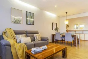 Fully equipped pleasant holiday home with barbecue, garden & private pool | Beach view | Good for workation | Pet-friendly - Image 3