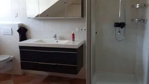 Agréable appartement de vacances avec terrasse et barbecue | Vue panoramique - Image 3