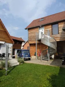 Hébergement avec barbecue, jardin et terrasse | Vue montagne | Idéal pour le télétravail - Image 2