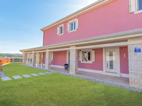 House with private pool, BBQ & garden | Nature view - Image 3