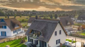 House with garden, sauna & terrace | Panoramic view - Image 3