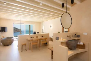 Villa avec piscine privée, jardin et terrasse | Vue sur l'eau - Image 4