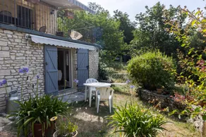 Apartment with garden, pool & terrace | Garden view - Image 2