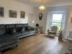 Habitación en casa de familia con jardín - Image 5