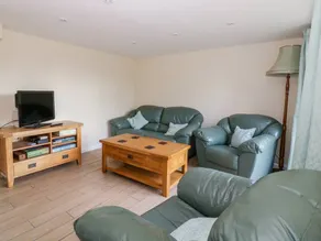 Merveilleux cottage adapté aux familles avec jardin | Avec animaux admis - Image 3