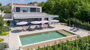 Fully equipped beautiful villa with terrace, hot tub & private pool | Pet-friendly - Image 3
