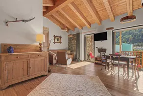 Suite 'Camera Contadino' with Cooktop, Hot Tub with Mont Blanc View - Image 5