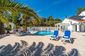 Villa Monterosa mit Blick auf den See und die Berge, Pool, Garten & WLAN - Image 5